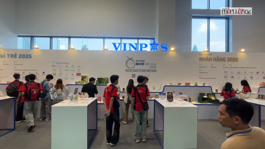 Không gian trưng bày tác phẩm đạt giải thưởng Bao bì Việt Nam năm 2025.