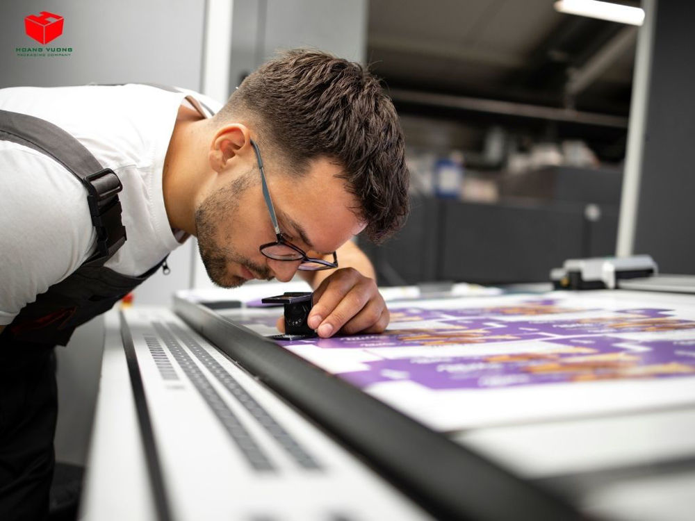 Những yếu tố ảnh hưởng đến giá dịch vụ in ấn theo yêu cầu